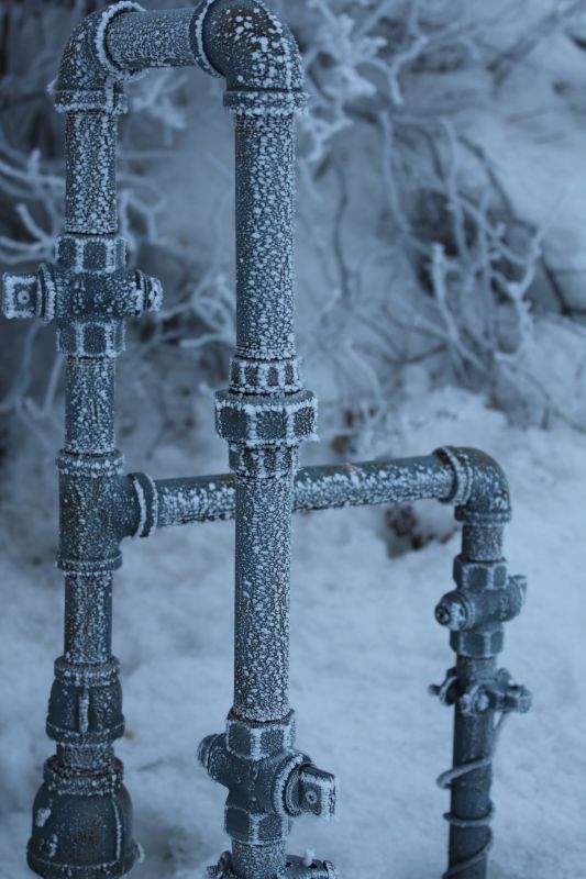 Frozen sprinkler pipes